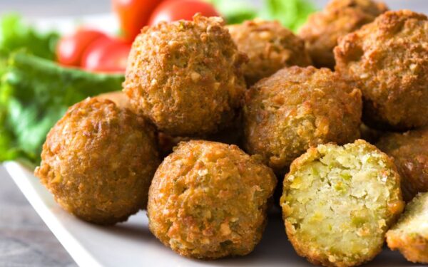 Falafel: o bolinho crocante e irresistível