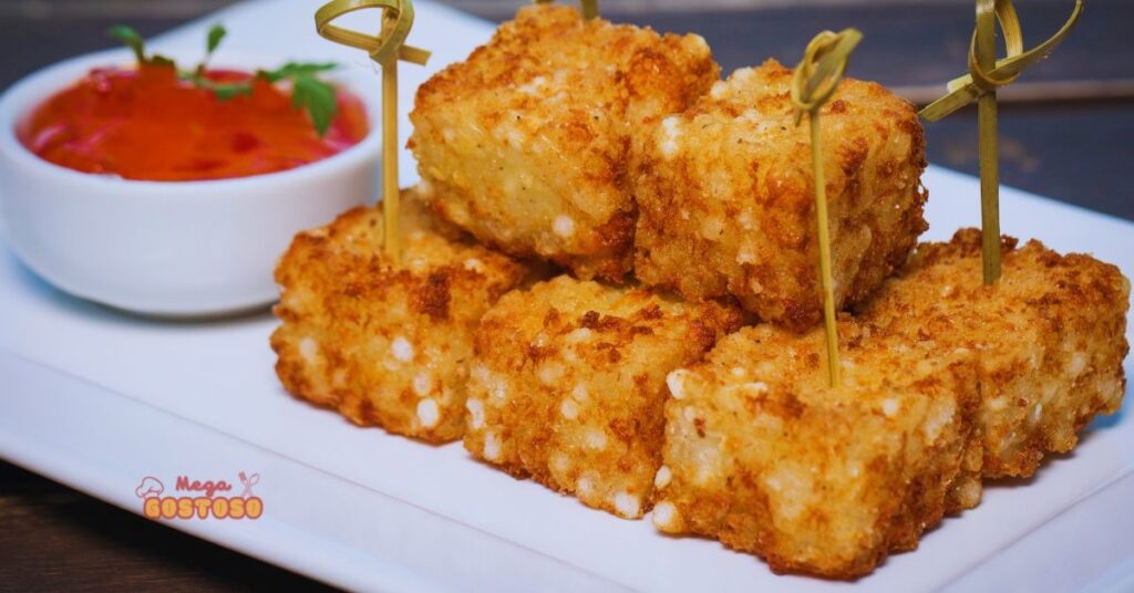 Dadinho de tapioca crocante com queijo coalho