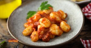 Nhoque de batata com molho de tomate artesanal