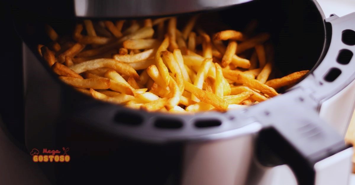 Batata frita sequinha e crocante na airfryer