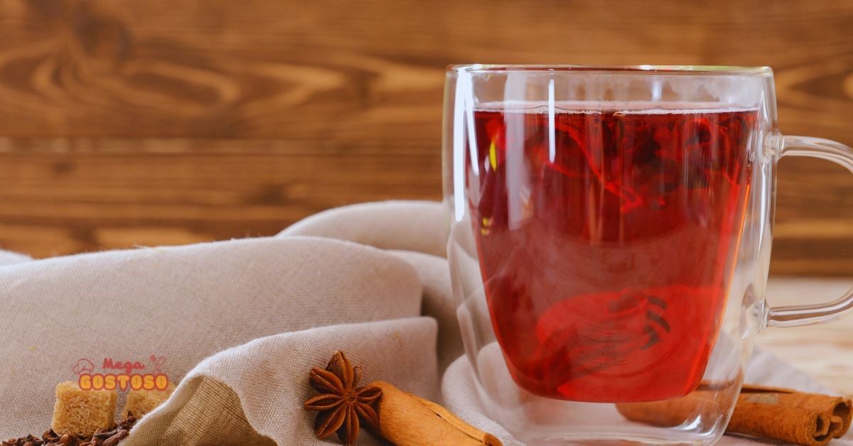 Chá de Hibisco com Cravo e Canela